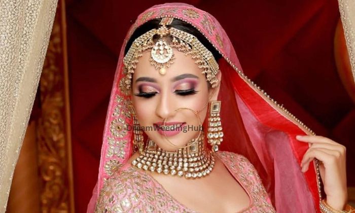 NIKHAR BEAUTY PARLOUR